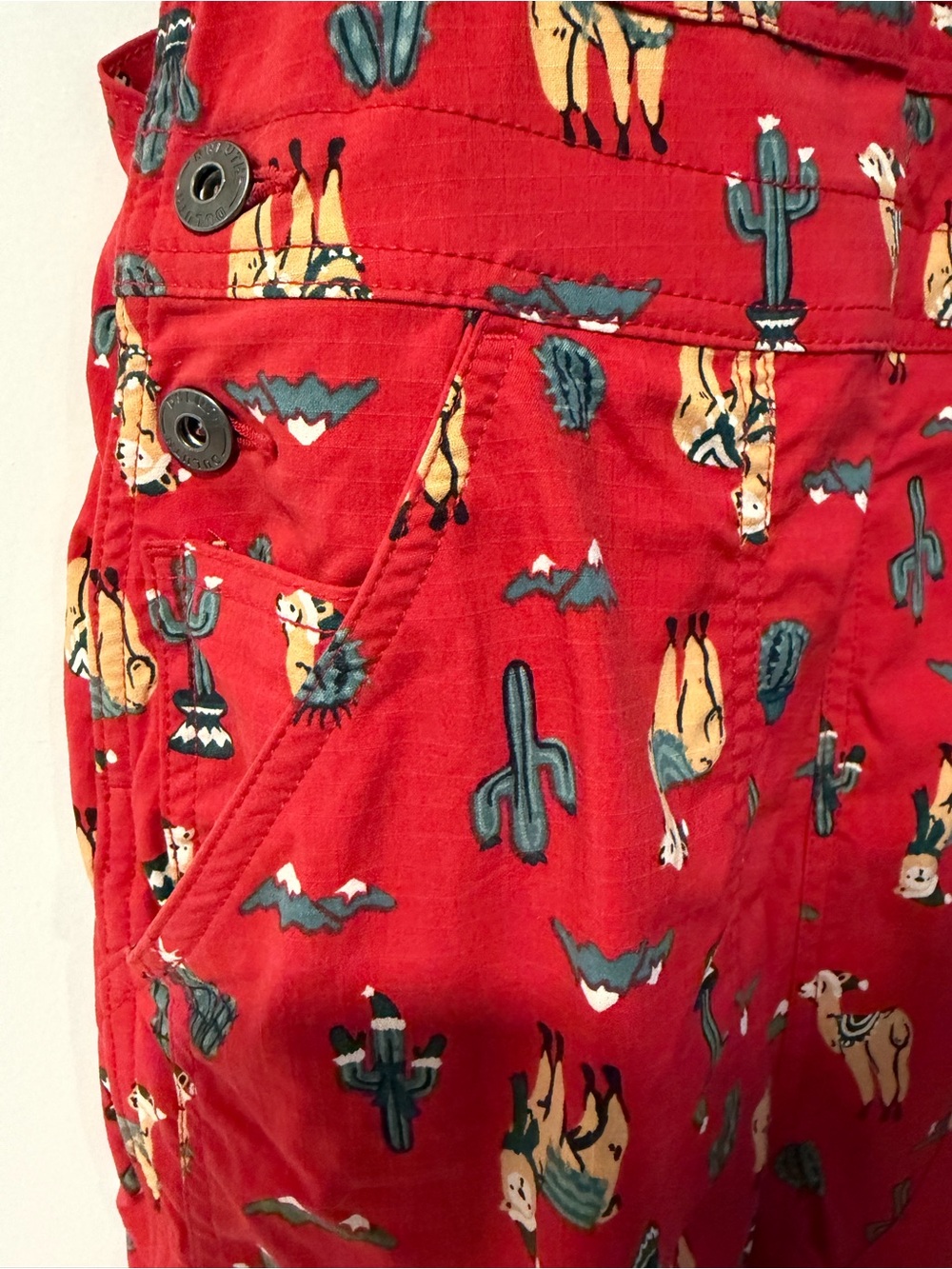 Duluth Trading Co Red women’s llama Print Overalls - Picture 6 of 9